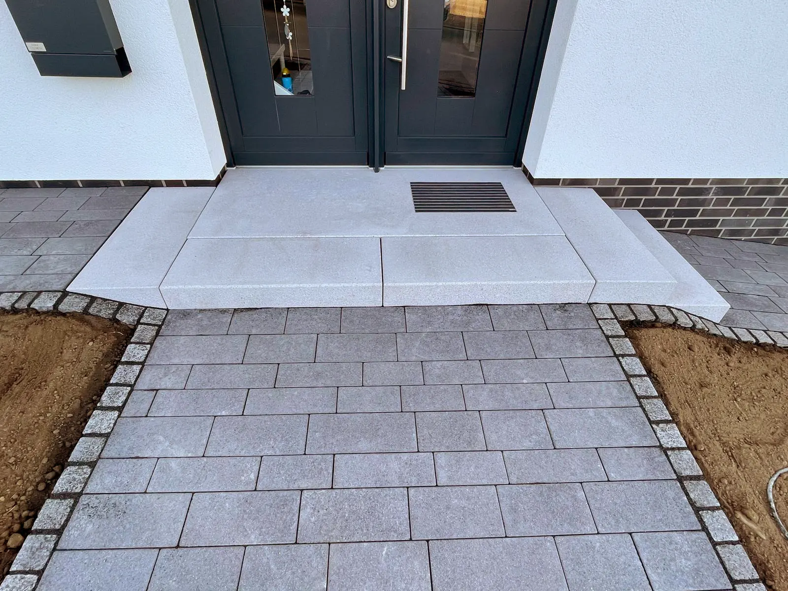 Hauseingang Pflasterung
